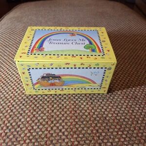 10 Biblical Childrens Books In A Cute Storage Box for Kids